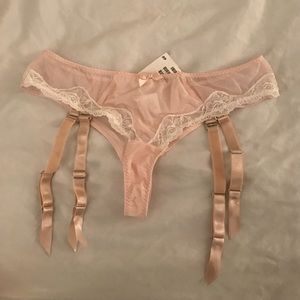 NWT H&M thong garter